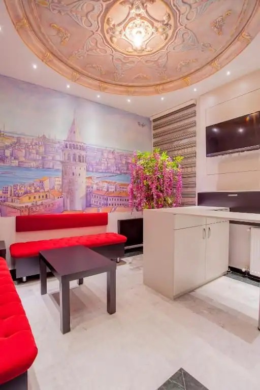 TAKSIM SEM HOUSE