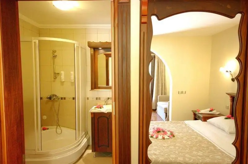 ALARGA SAIL BOUTIQUE HOTEL & YACHT CLUB