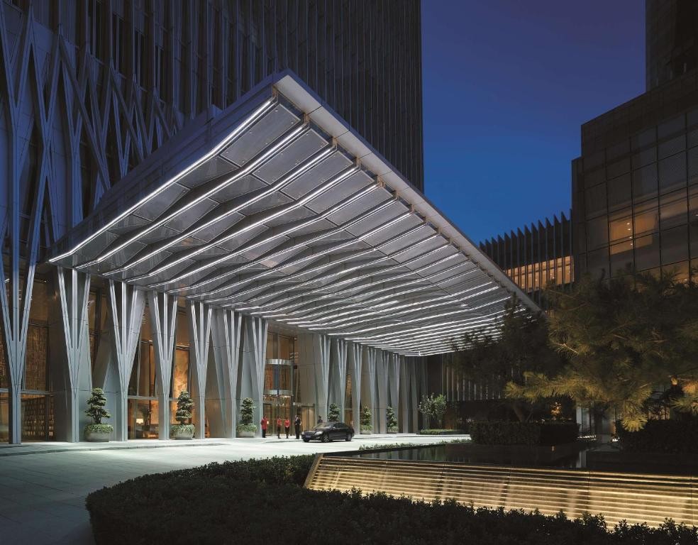 SHANGRI-LA CHINA WORLD SUMMIT WING