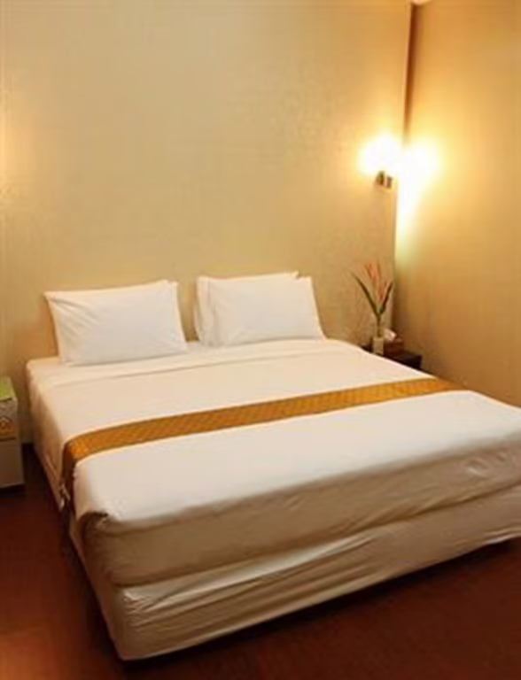 VISITING CARD HOTEL & RESORT
