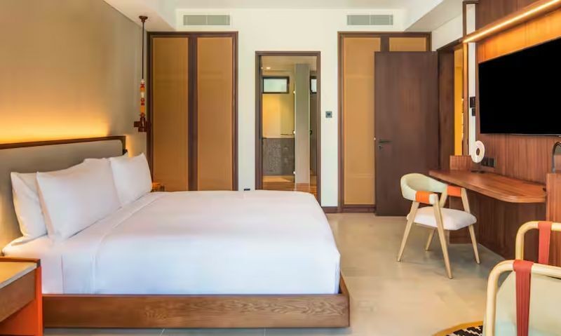 1 bedroom apartment private pool