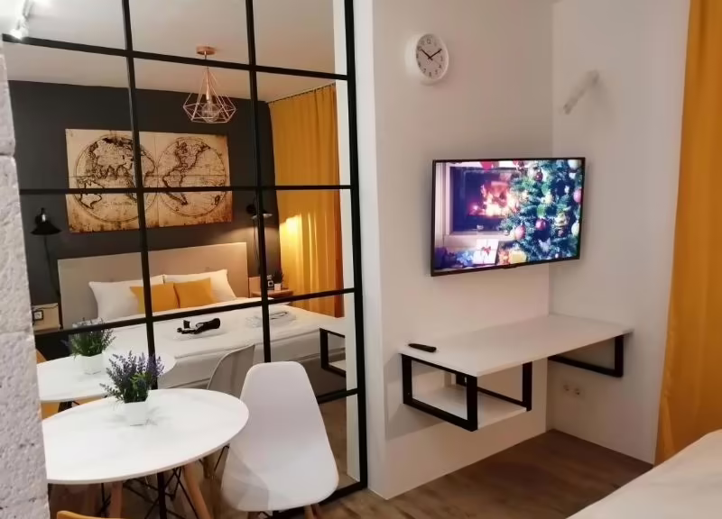 PAIKKA APART