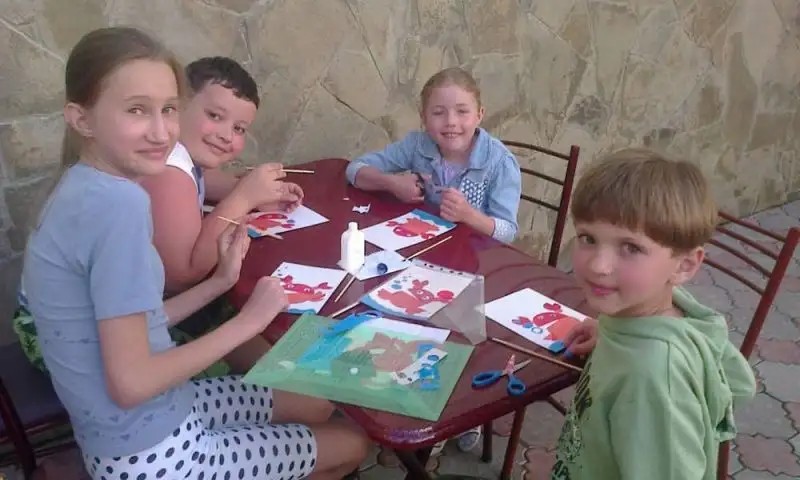 ИЗУМРУДНАЯ ГОСТИНИЦА