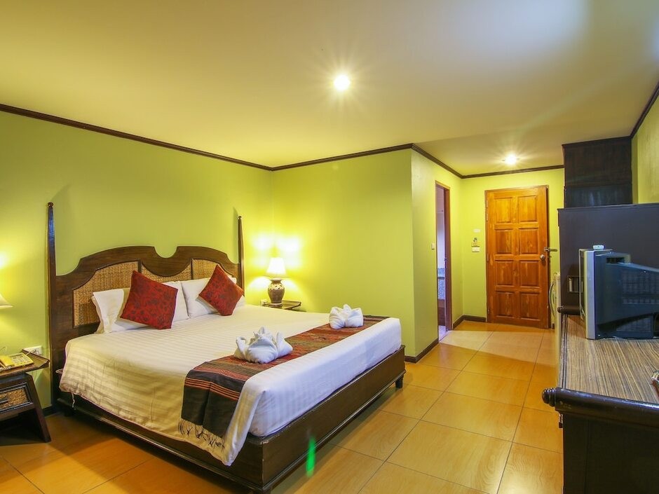 PHUPHAYA RESORT