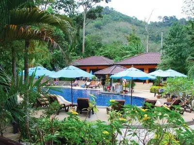 ABSOLUTE PATONG VILLE
