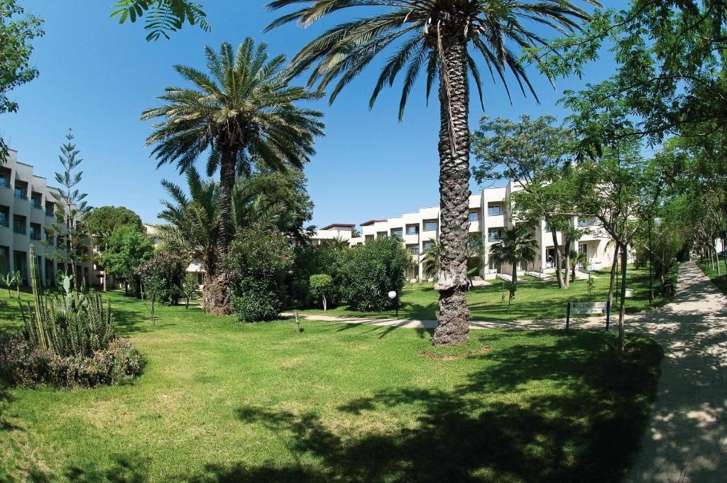 LABRANDA ALANTUR HOTEL (EX. MARITIM CLUB)