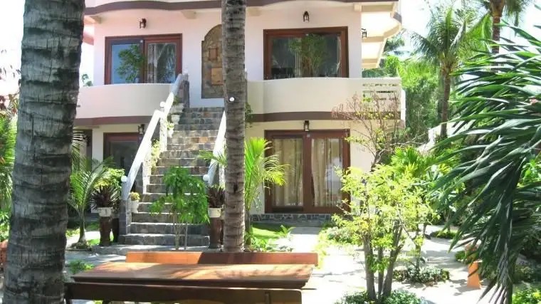 SUNRISE RESORT
