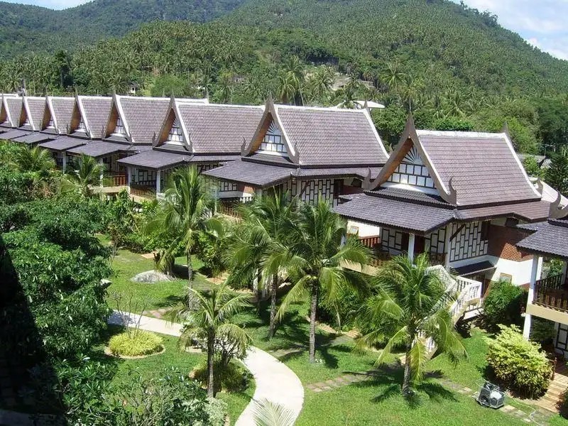 THAI AYODHAYA VILLAS & SPA