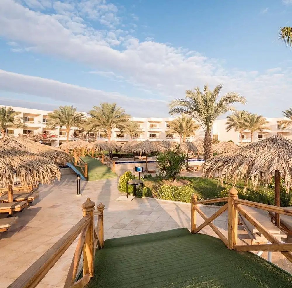 LONG BEACH RESORT HURGHADA (EX. HILTON)