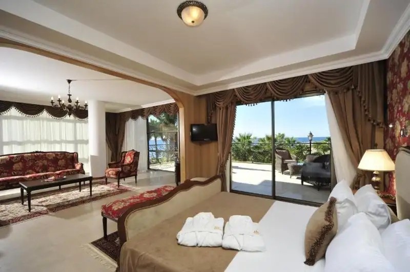 VILLA AUGUSTO