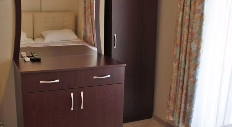 BEST PIRAN HOTEL