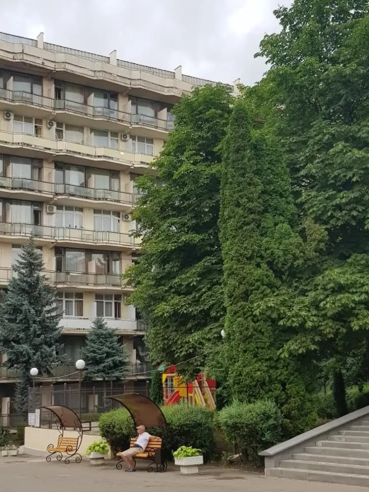 ЛЕСНАЯ ПОЛЯНА