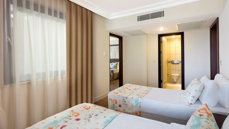 SEVEN SEAS HOTEL LIFE (EX. OTIUM HOTEL LIFE)