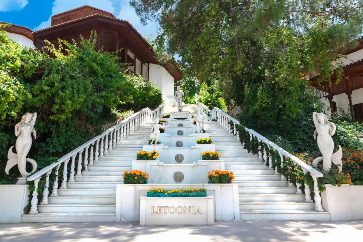 CLUB & HOTEL LETOONIA