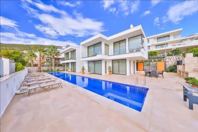 PRIVATE VILLA MARNI