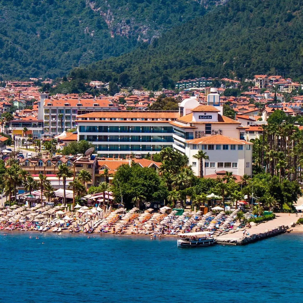 LETOILE BEACH HOTEL