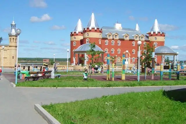 ОБУХОВСКИЙ