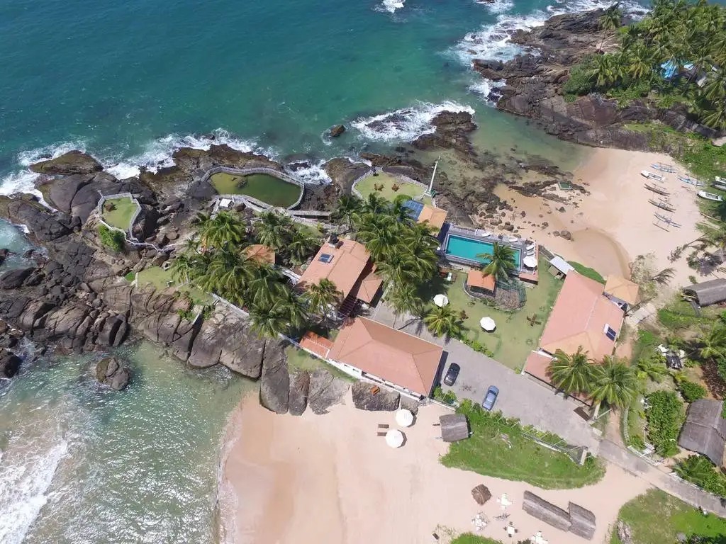 WHITE VILLA RESORT