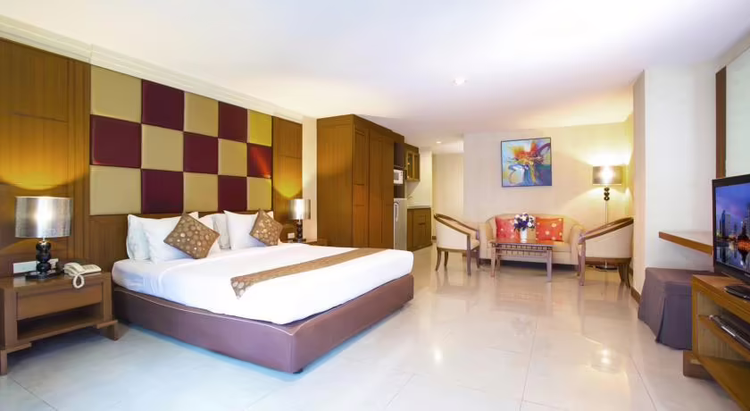 D VAREE DIVA BALLY SUKHUMVIT (EX. BALLYS STUDIO SUITES SUKHUMVIT)