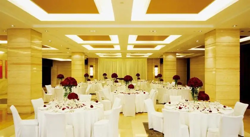 CROWNE PLAZA SHANGHAI PUDONG