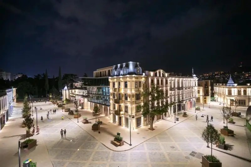 PIRIMZE PLAZA