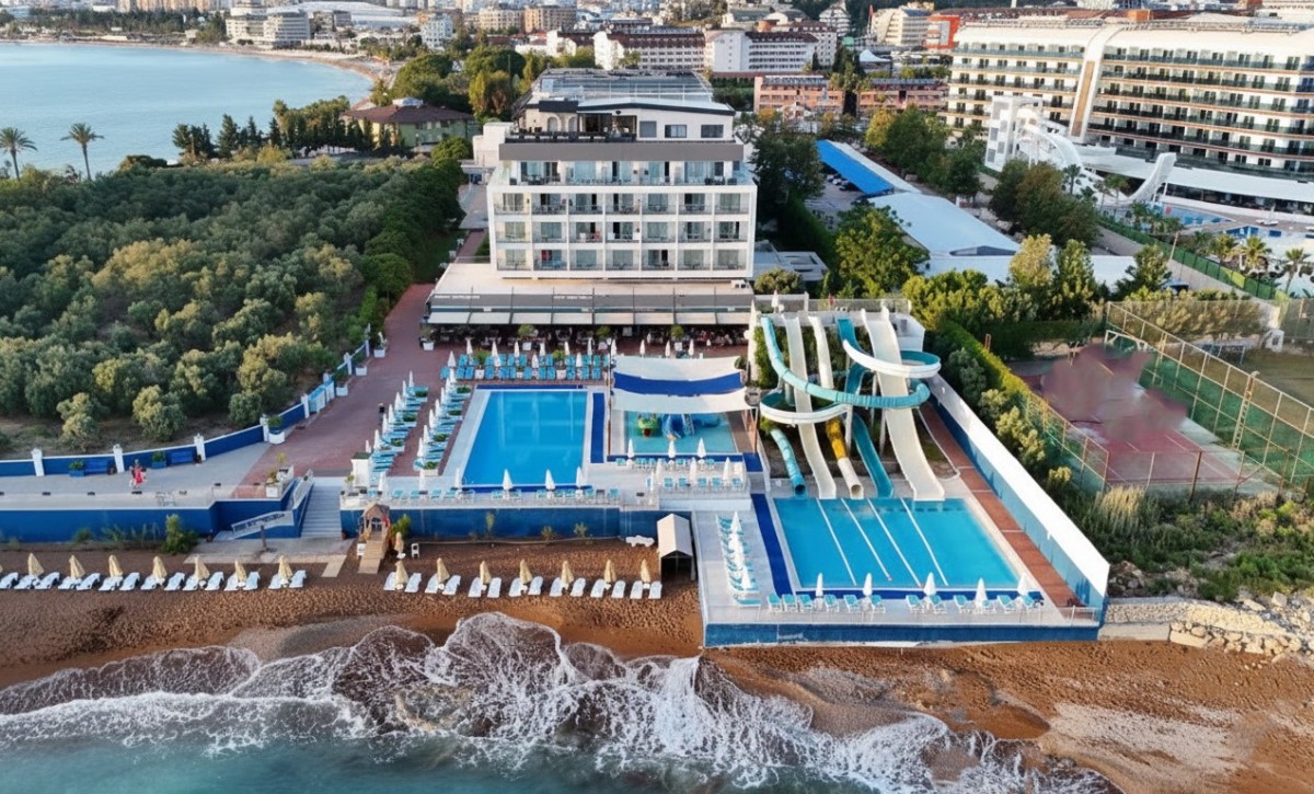 LONICERA WEST HOTEL (EX. GOLD ISLAND FAMILY)