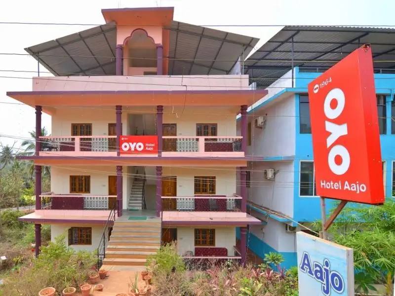 OYO 1964 AAJO APARTMENTS