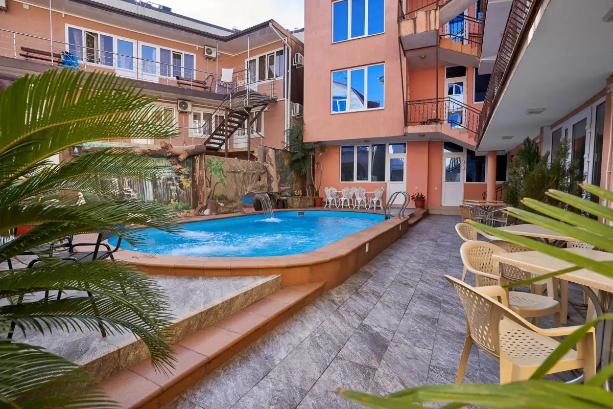 ELLISON АННА