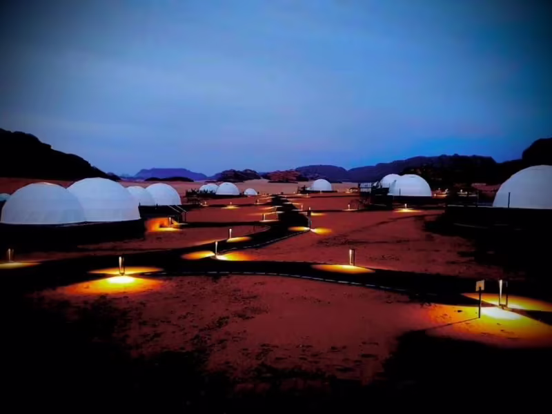 WADI RUM UFO LUXOTEL
