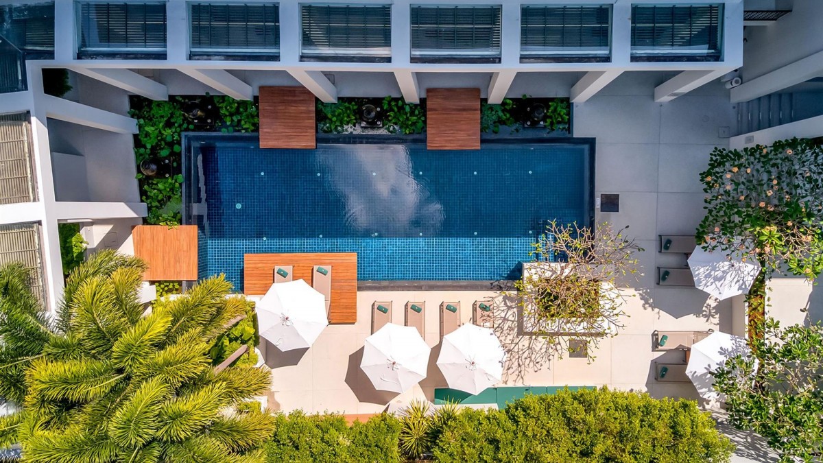 OUTRIGGER SURIN BEACH RESORT (EX. MANATHAI SURIN PHUKET)