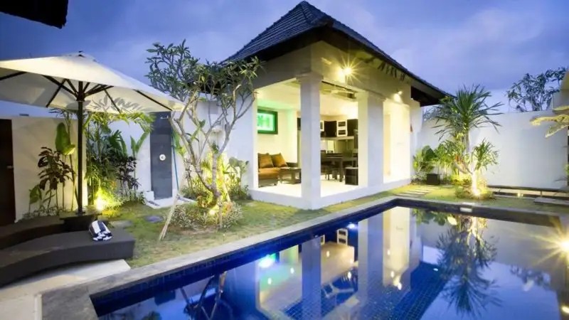D&G VILLAS LEGIAN