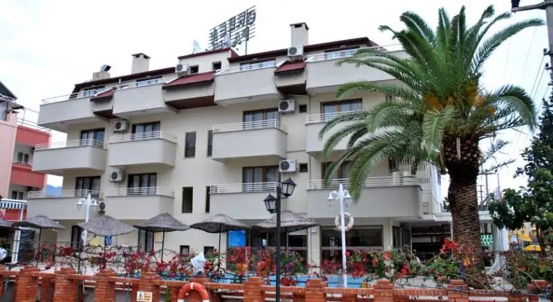 GREEN PALM HOTEL