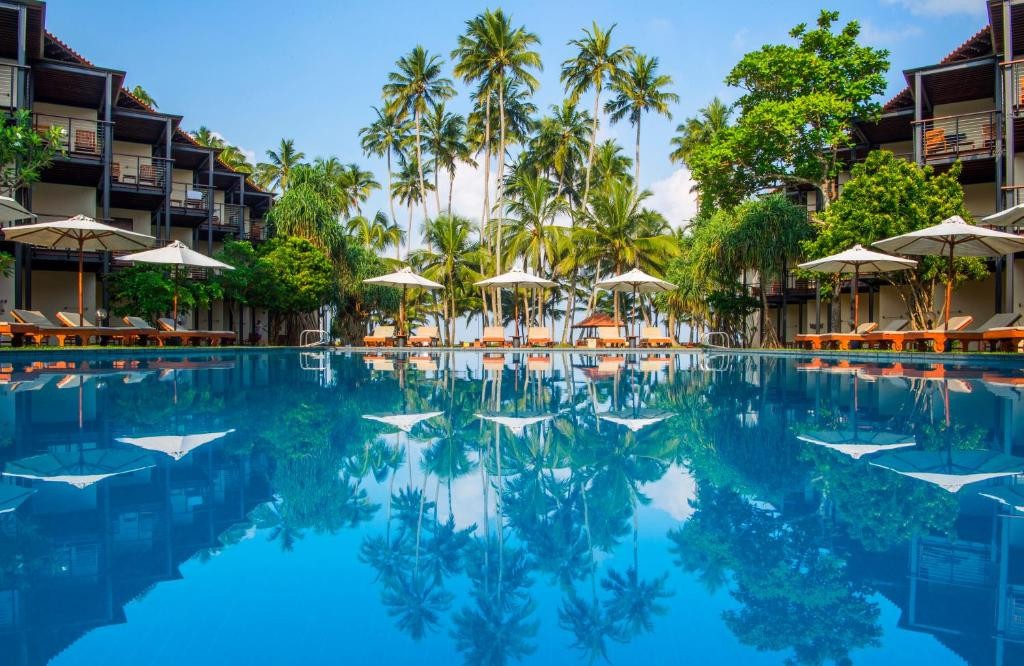MERMAID HOTEL & CLUB
