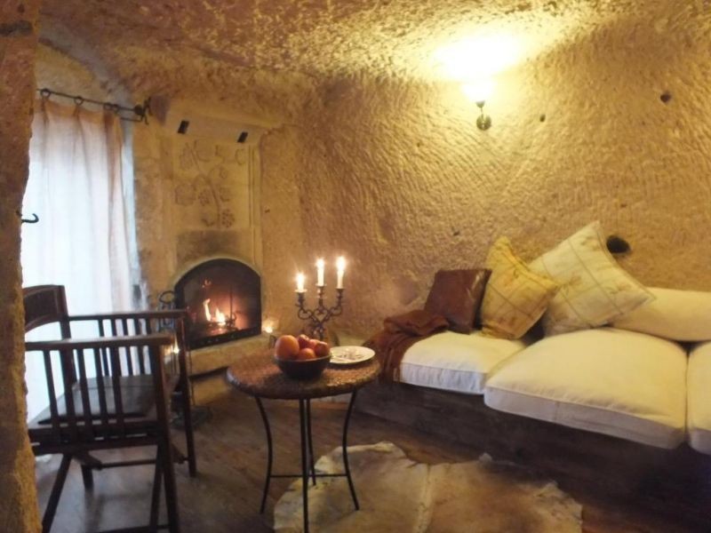 junior cave suite