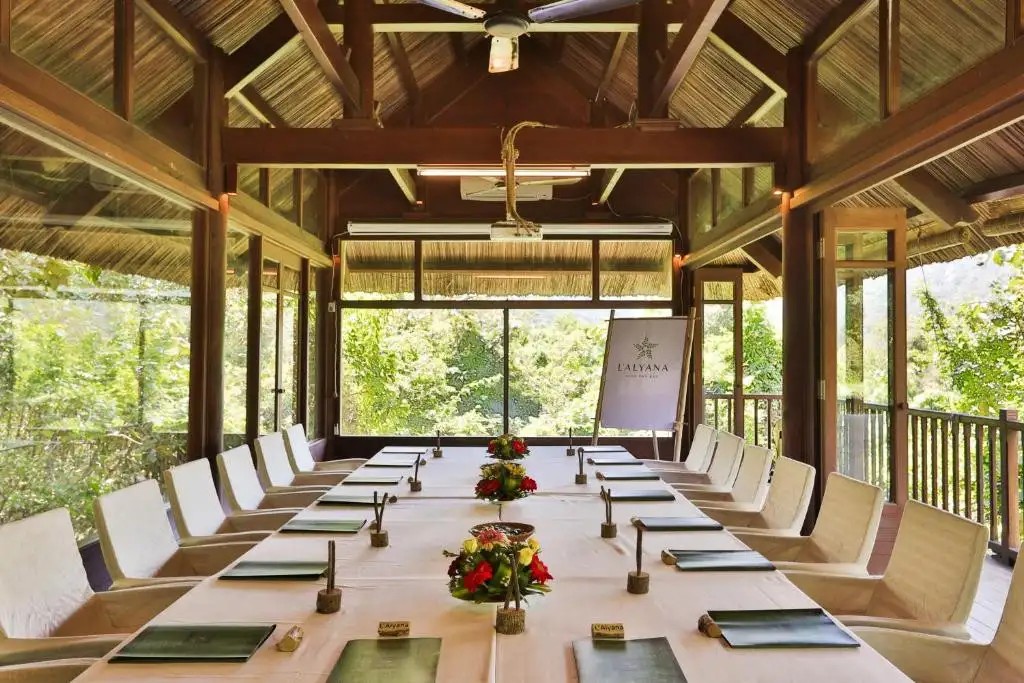 L'ALYA NINH VAN BAY (EX. L'ALYANA NINH VAN BAY)