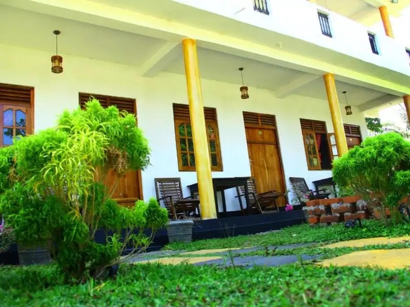 A ONE CALM PALACE