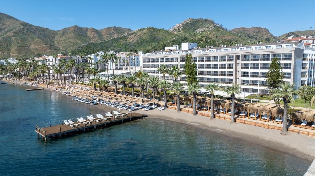 PRIME BEACH HOTEL (EX. IDEAL PRIME BEACH)