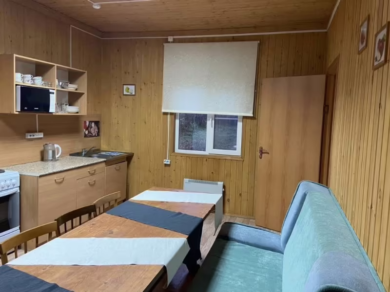 БАЗА ОТДЫХА ПОМЕСТЬЕ АМПИАЛА