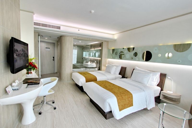 superior chic tower