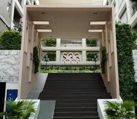 S33 COMPACT SUKHUMVIT