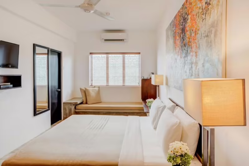 TARU VILLAS LAKE LODGE