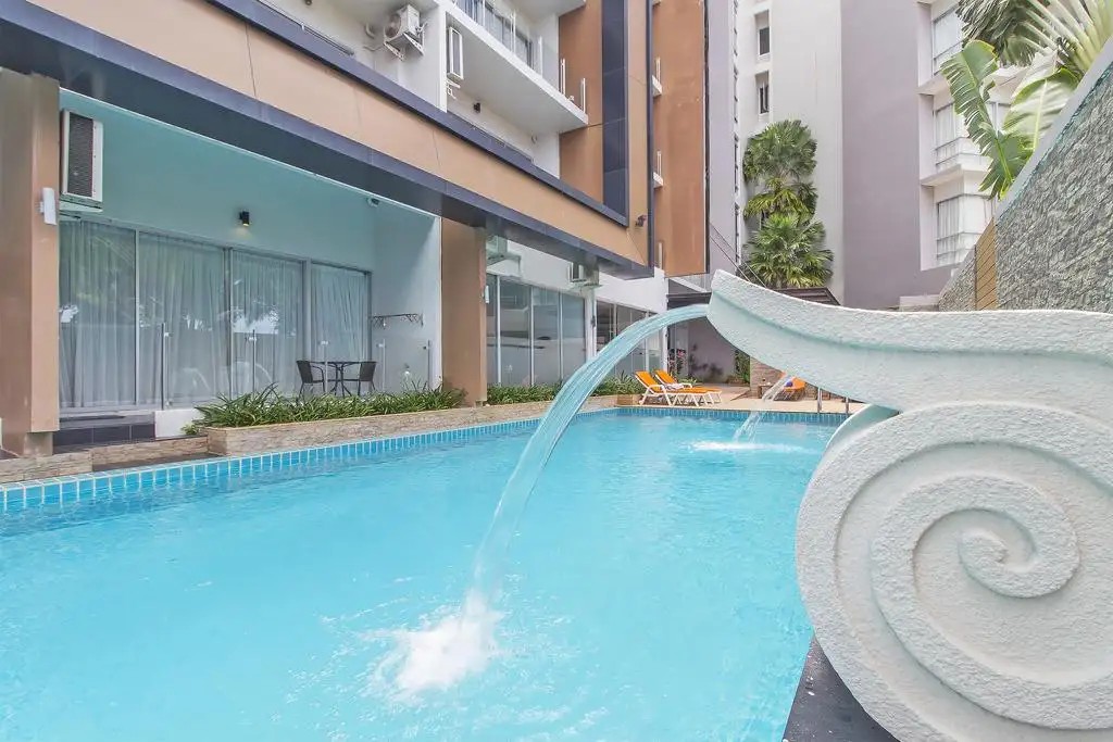 CHIC CONDOTEL KARON