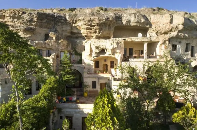 4 ODA CAVE