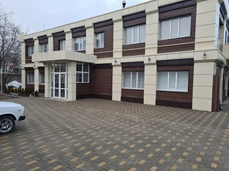 ГОСТИНИЧНЫЙ КОМПЛЕКС ПЕТРОВСКИЙ