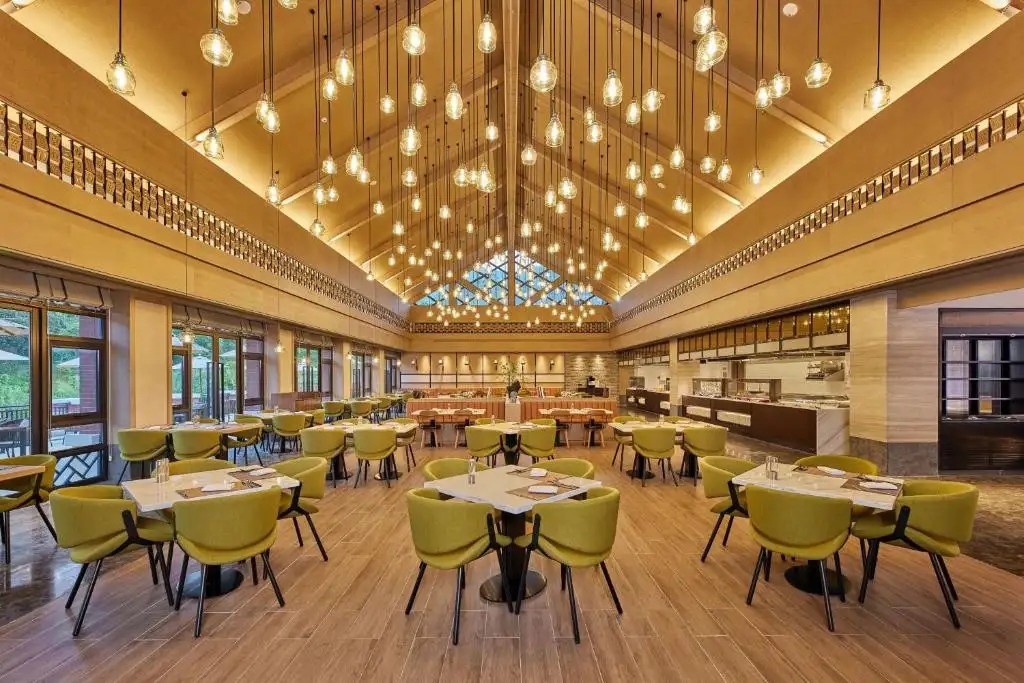 FOUR POINTS BY SHERATON HAINAN QIONGZHONG