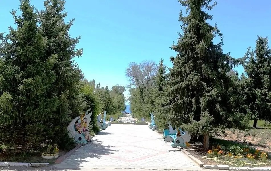 ГОЛУБОЙ ИССЫК-КУЛЬ