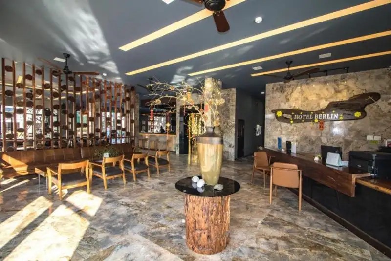 BERLIN HOTEL