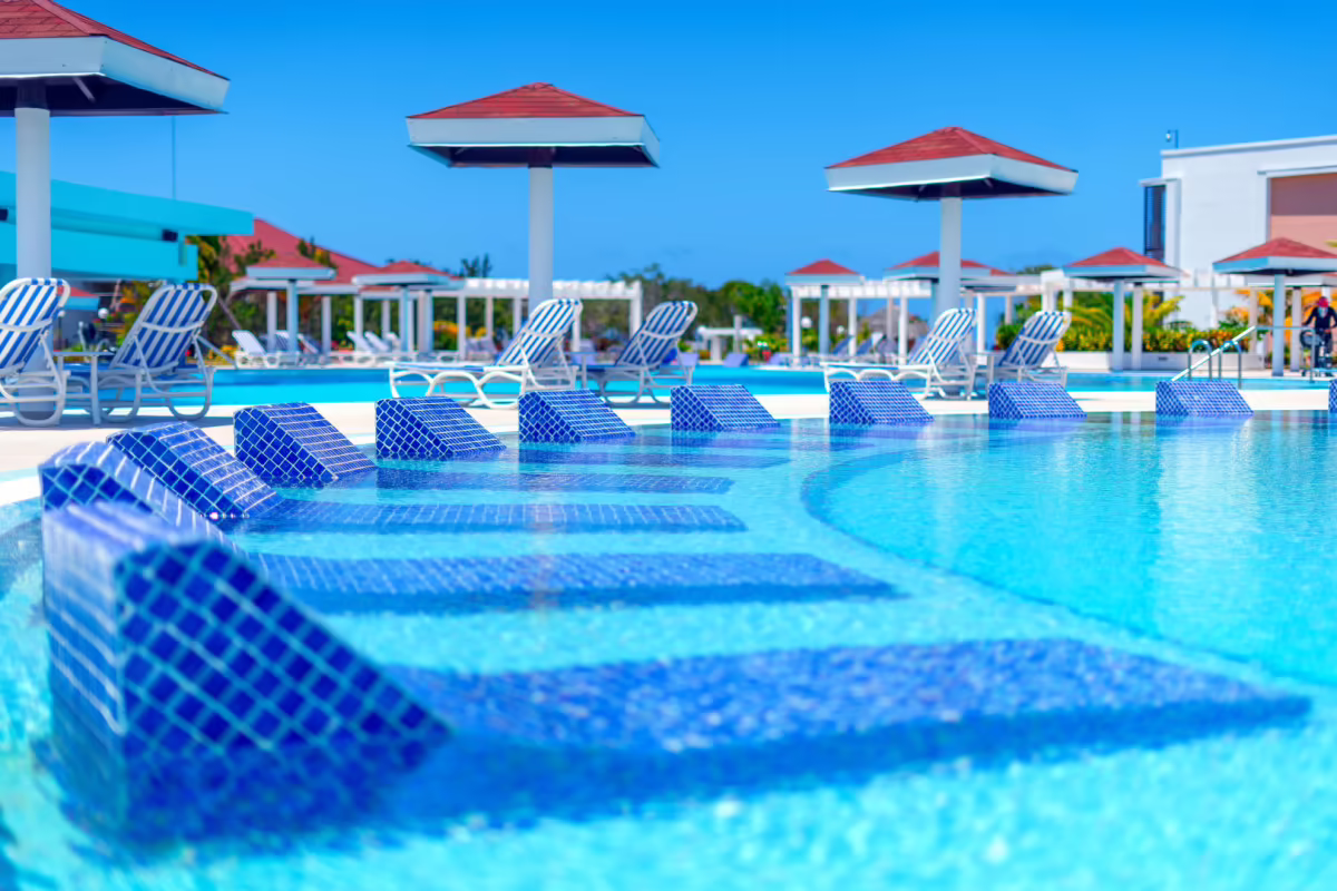 GRAND MUTHU ENSENADA