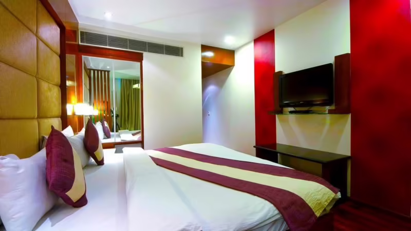 AURA DE ASIA LUXURY LIVING