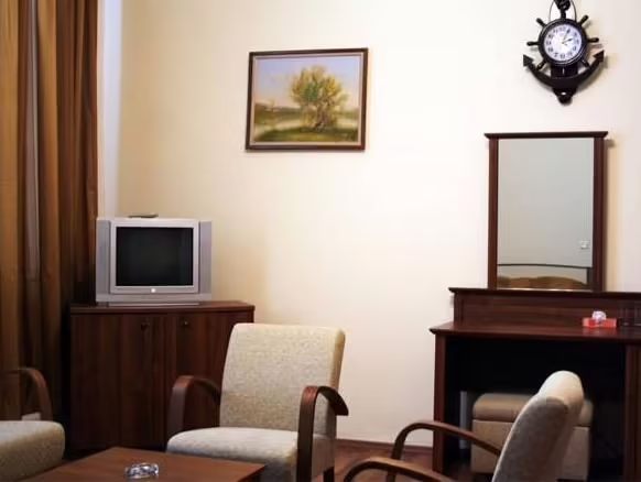 SEA PORT HOTEL